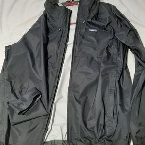 Patagonia black windbreaker